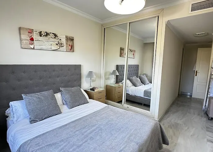Apartment Spacious Near Puerto Banus