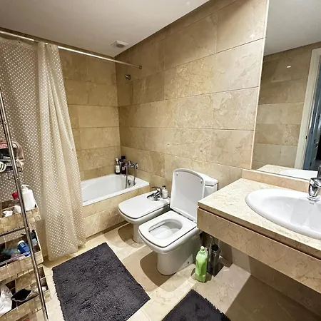 Spacious Near Puerto Banus Daire