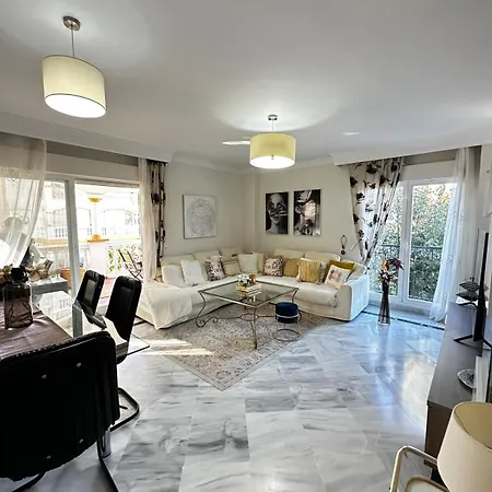 Daire Spacious Near Puerto Banus *